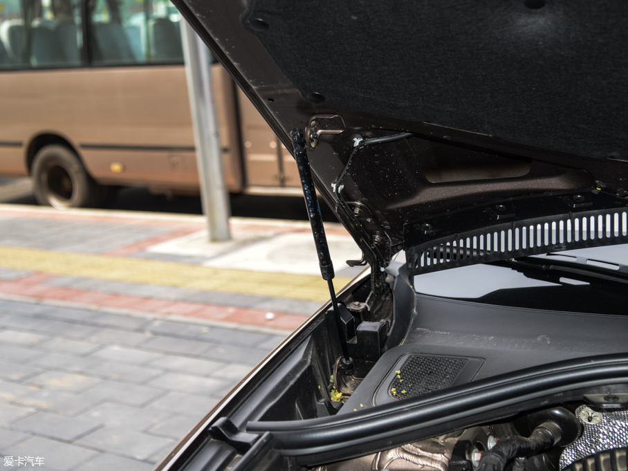 2016H7 {(ln)(bio) 2.0T Ԅ(dng)(q)A