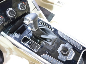 2016{ 2.0T ԄӃm п؅^