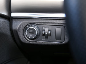 2016{ 2.0T ԄӃm п؅^