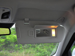 2016{ 2.0T ԄӃA ꖰ壨