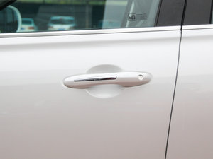 2016{ 2.0T ԄӃ򌾫Ӣ {T