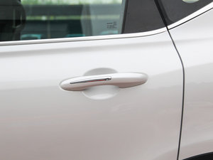 2016{ 2.0T ԄӃ򌾫Ӣ ^