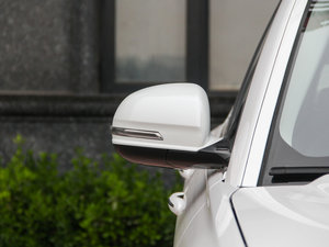 2016{ 2.0T ԄӃ򌾫Ӣ ^