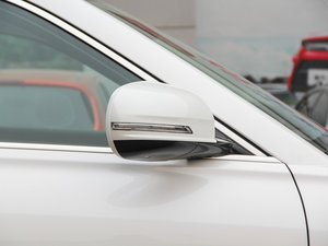 2016{ 2.0T ԄӃ򌾫Ӣ ^