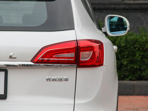 2016{ 2.0T ԄӃ򌾫Ӣ β