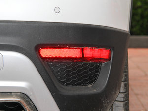 2016{ 2.0T ԄӃ򌾫Ӣ ^