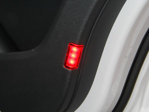 2016{ 2.0T ԄӃ򌾫Ӣ g