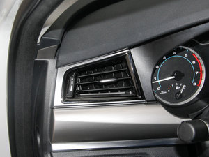 2016{ 2.0T ԄӃ򌾫Ӣ g