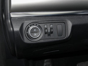 2016{ 2.0T ԄӃ򌾫Ӣ g