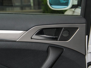 2016{ 2.0T ԄӃ򌾫Ӣ g