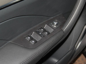 2016{ 2.0T ԄӃ򌾫Ӣ {܇ƅ^	