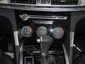 2016{ 2.0T ԄӃ򌾫Ӣ {{