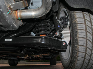 2016{ 2.0T ԄӃ򌾫Ӣ 