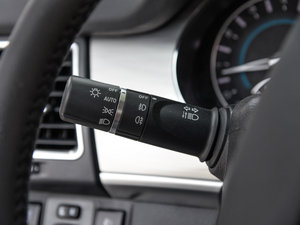 20151.5T ԄӃ򌾫Ӣ п؅^