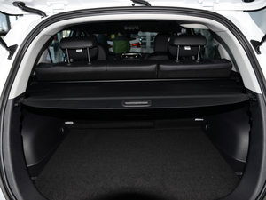 2016款红标 1.5T 自动两驱豪华版 空间座椅