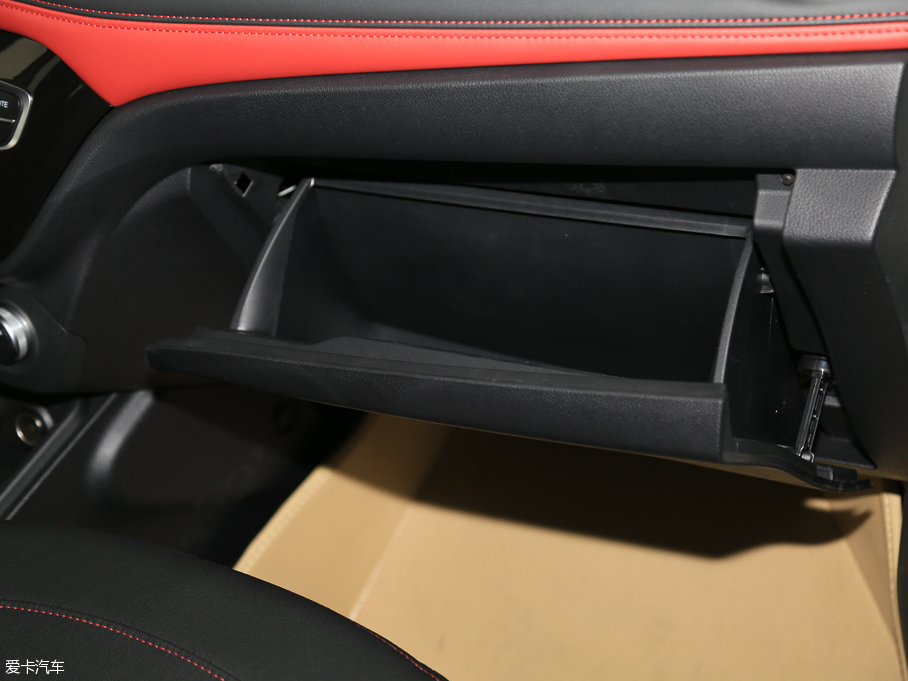 2016H1 Ŀ { 1.5L քӺA 