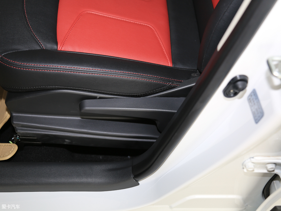 2016H1 Ŀ { 1.5L քӺA 