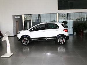 2016款改款 蓝标 1.5L 手动豪华型  正侧（左）