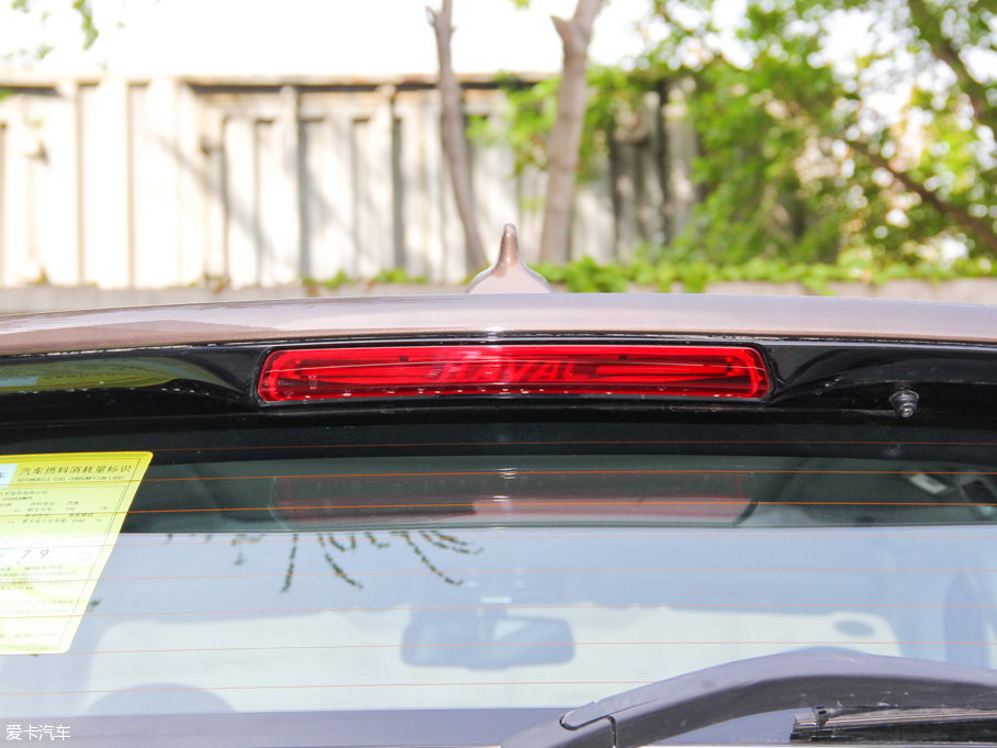 2016�����H6 Coupe 1.5T �ԄӃ��(q��)��Ӣ��