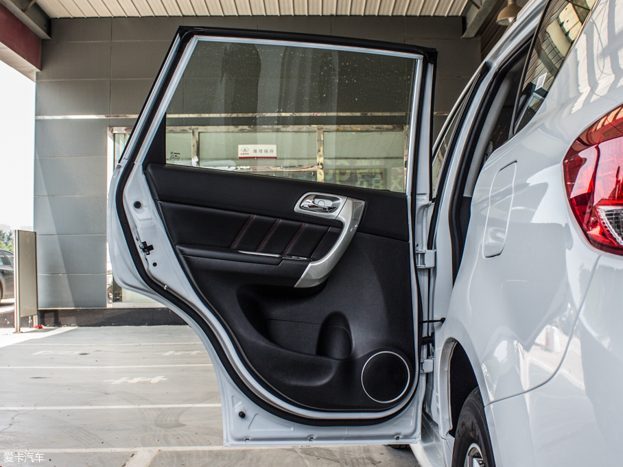 2016H6  1.5T ԄӃ򌾫Ӣ