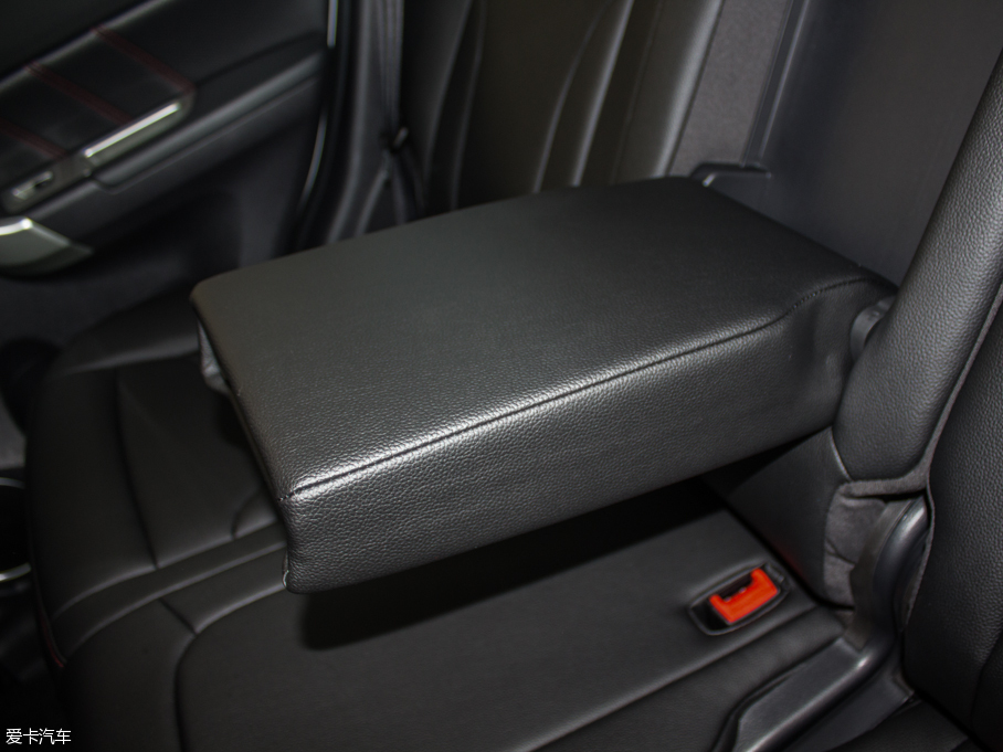 2016H6  1.5T ԄӃ򌾫Ӣ