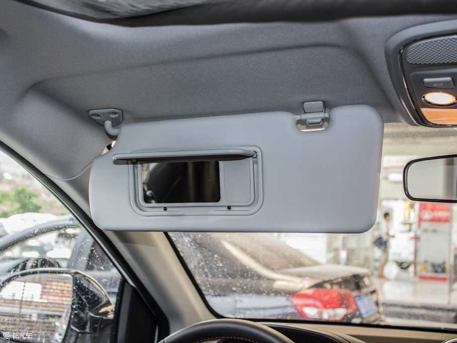 2016H6  1.5T ԄӃ򌾫Ӣ