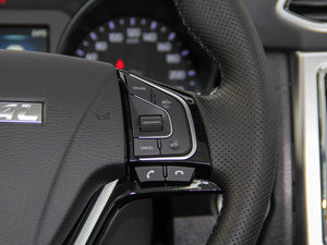 2016款1.5T 手动两驱精英型 中控区