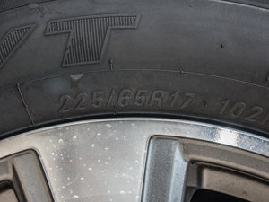 2016款升级版 1.5T 自动两驱精英型 轮胎尺寸