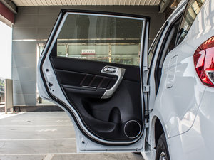 2016款升级版 1.5T 自动两驱精英型 左后车门