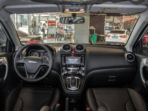 2016款升级版 1.5T 自动两驱精英型 内饰全景