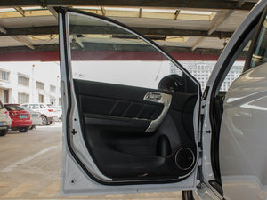 2016款升级版 1.5T 手动两驱超值型  驾驶位车门