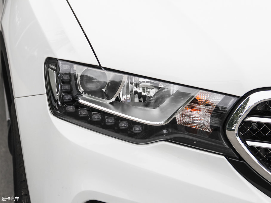 2016�����H6 Coupe 1.5T �ԄӃ�򌶼����