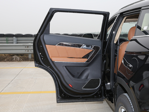 2016款1.5T 手动两驱都市型 左后车门