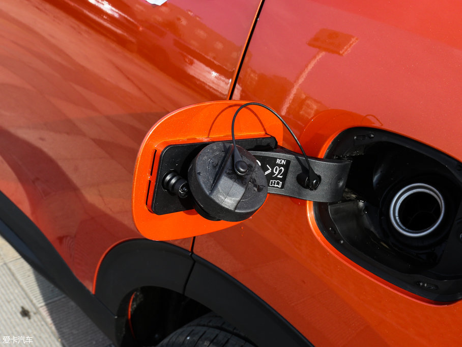 2017�����H2s �{�� 1.5T �Ԅ����m��