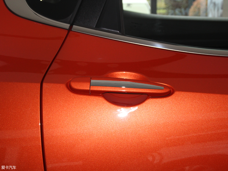 2017�����H2s �{�� 1.5T �ԄӺ��A��