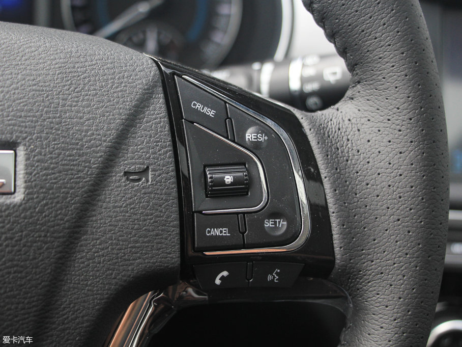 2017H2 { 1.5T ԄӃ(q)A