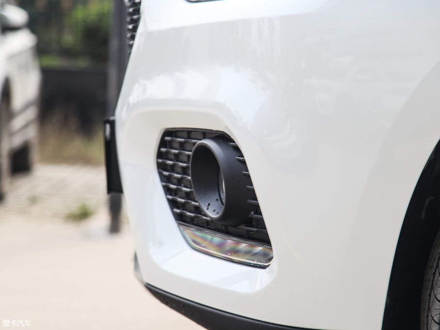 2017H2 { 1.5T ԄӃ(q)A