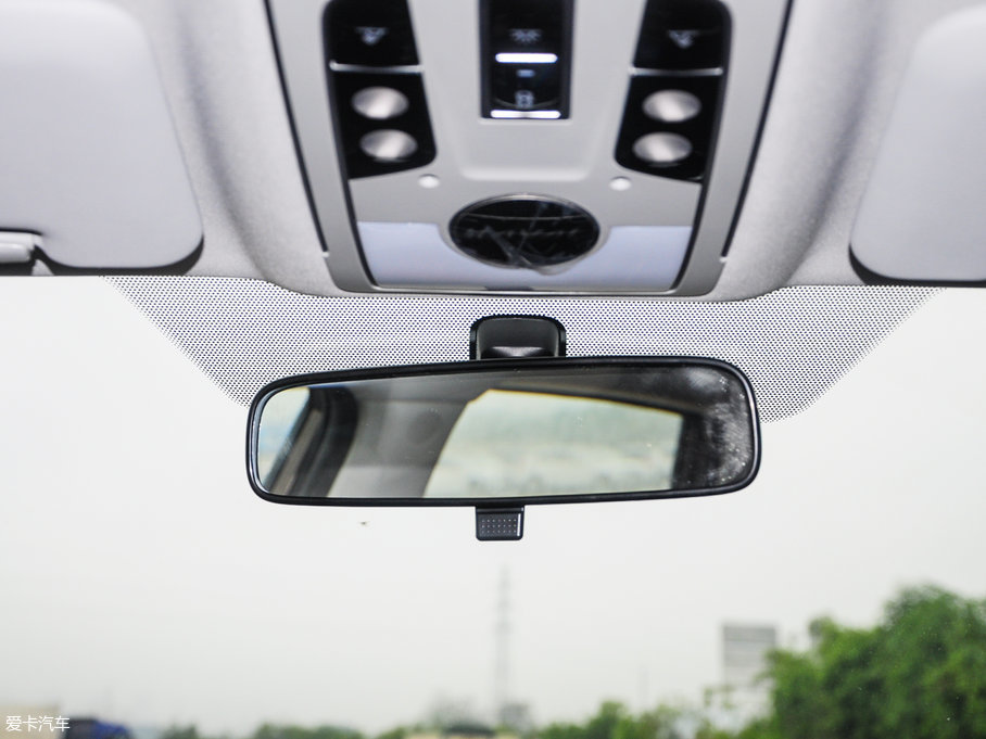 2017H2 { 1.5T ԄӃ򌾫Ӣ