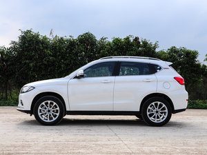 2017款红标 1.5T 手动两驱舒适型 正侧（左）