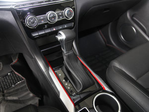 2017{ 1.5T ԄӃ򌾫Ӣ п؅^