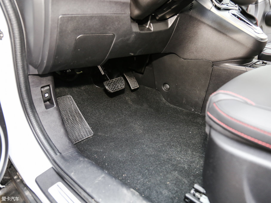 2017H6 t \Ӱ 1.5T ԄӃA