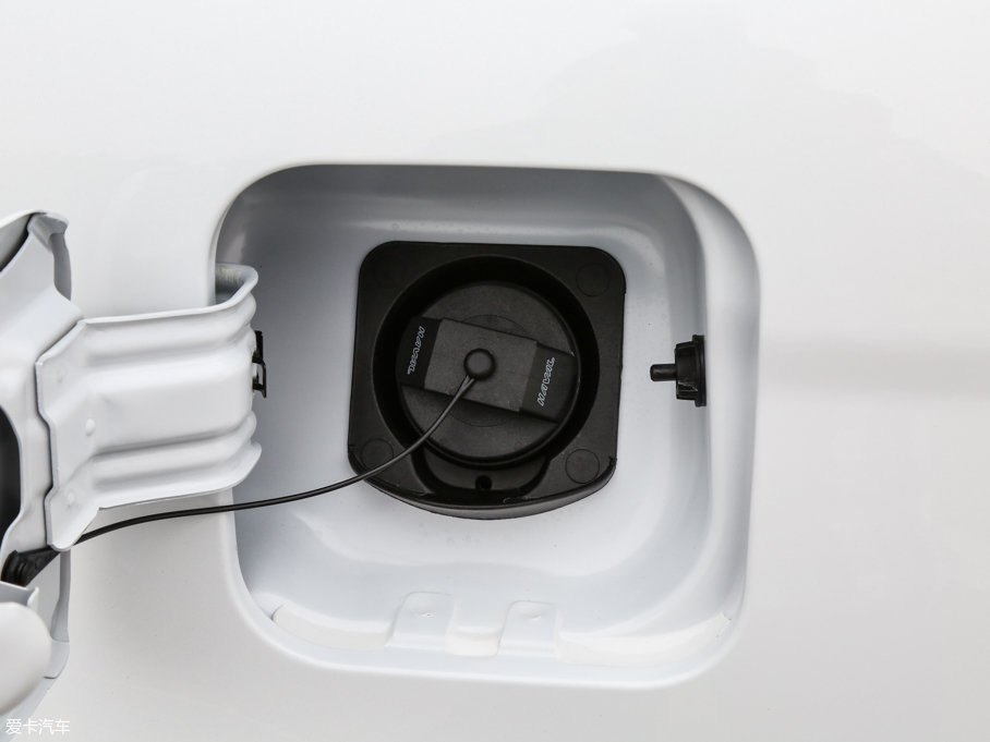 2017H6 { \Ӱ 1.5T քӃ;Ӣ