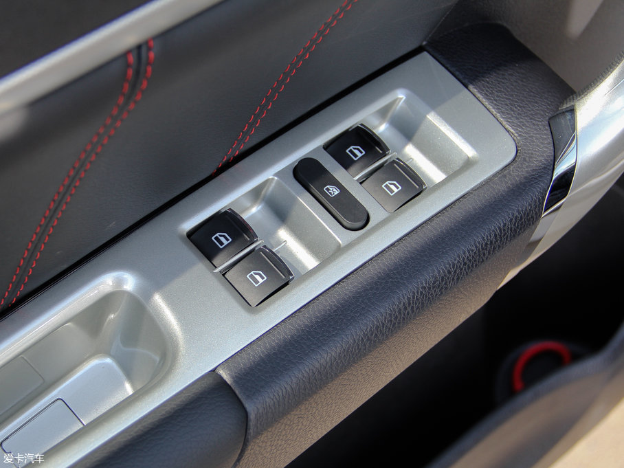 2017H6 {(ln)(bio) \(yn)Ӱ 1.5T քӃ(q);Ӣ