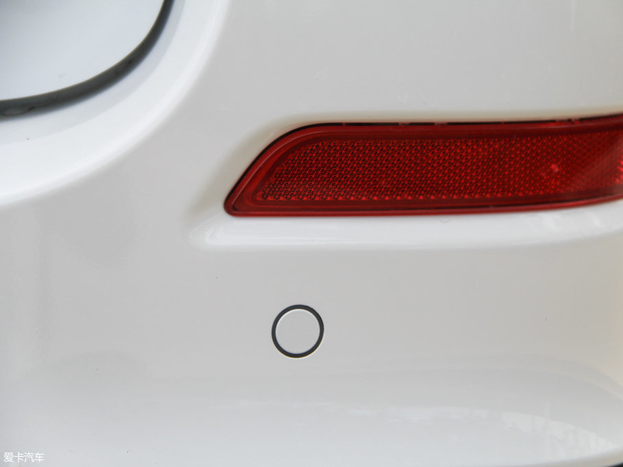 2017H6 { \Ӱ 1.5T ԄӃͺA