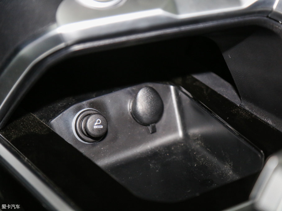 2017H6 ȫ t(bio) 2.0T Ԅ(dng)I(lng)