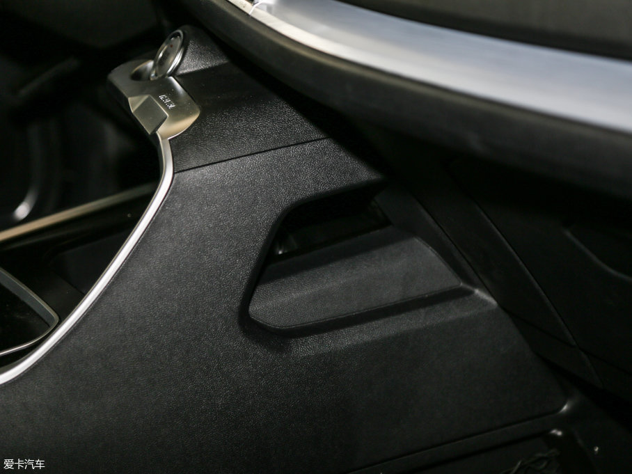 2017�����H6 ȫ�� �t�� 2.0T �Ԅ��I����