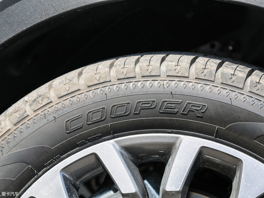 2017H6 ȫ { 2.0T ԄI