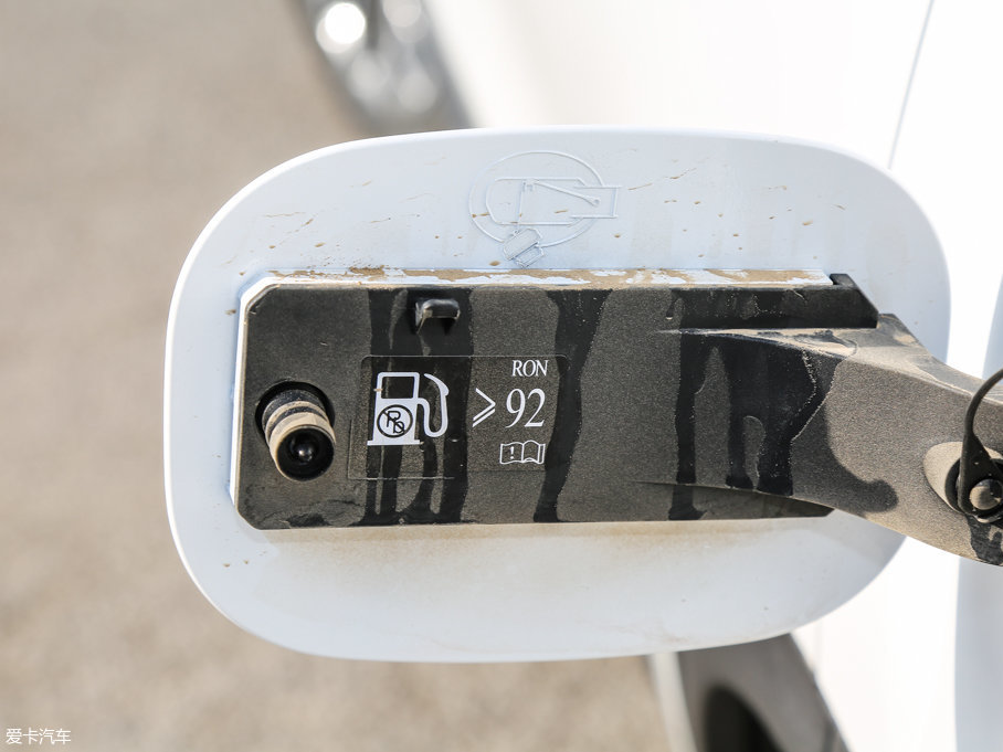 2017H6 ȫ { 2.0T ԄI