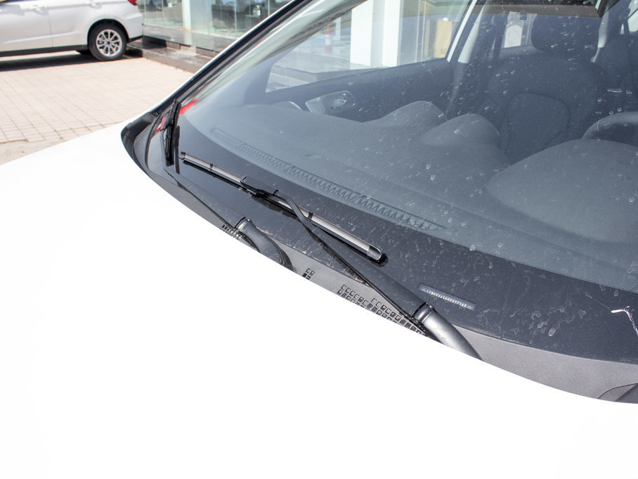 2017H6  1.5T ԄӃ򌾫Ӣ