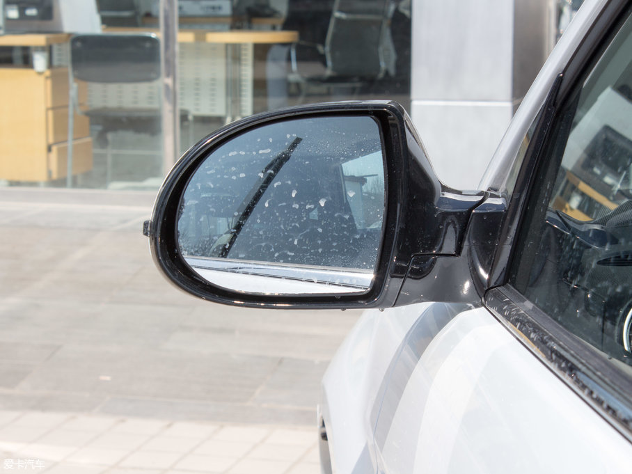 2017H6  1.5T ԄӃ򌾫Ӣ